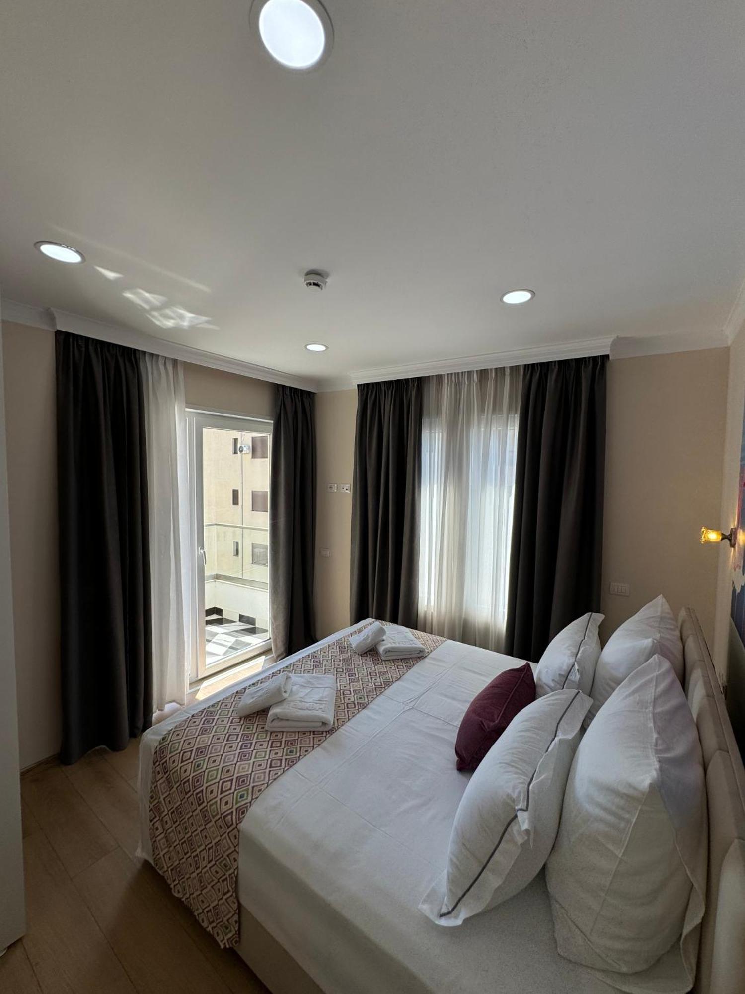 Hotel Britania Влёра Номер фото