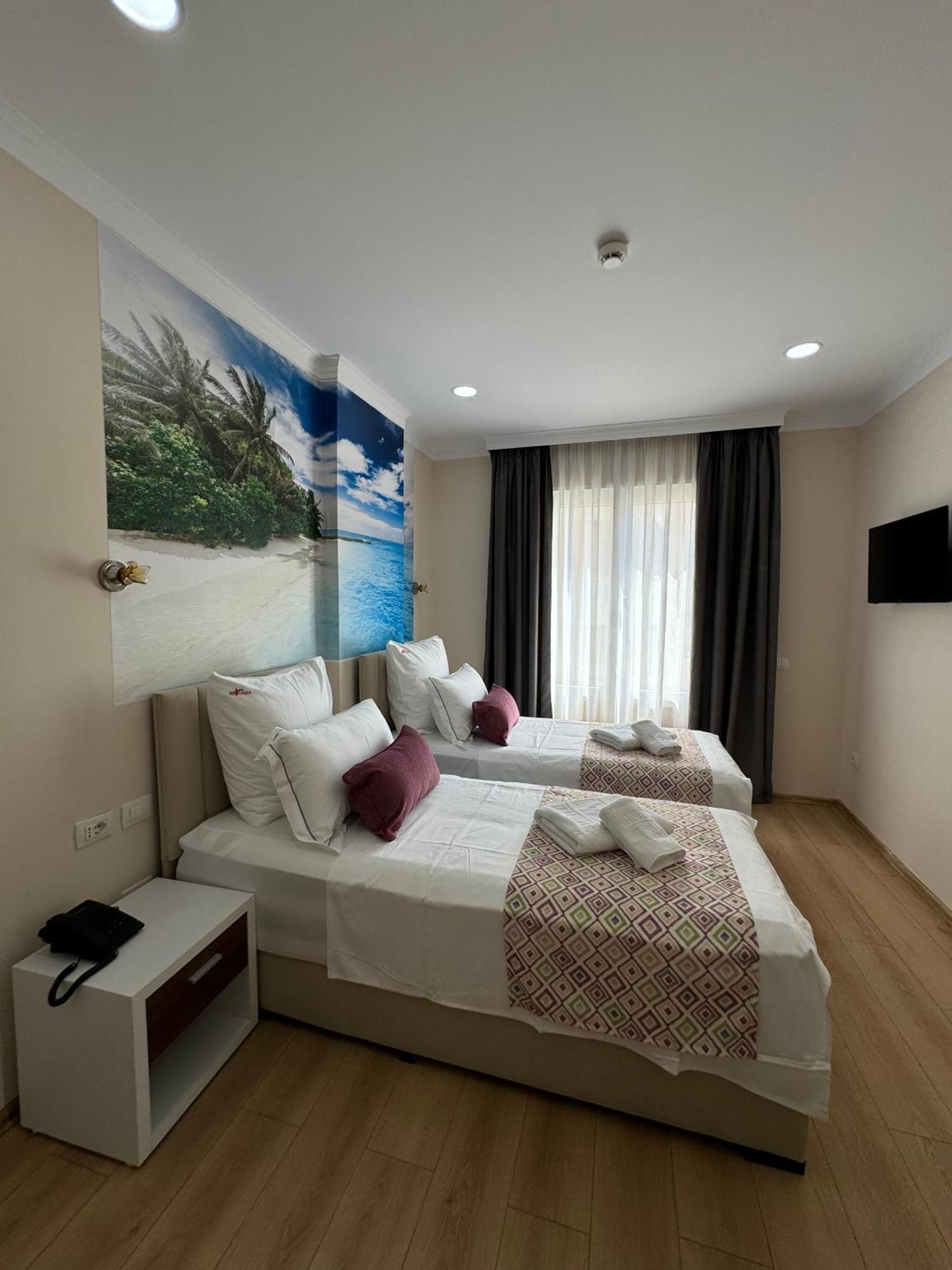 Hotel Britania Влёра Номер фото